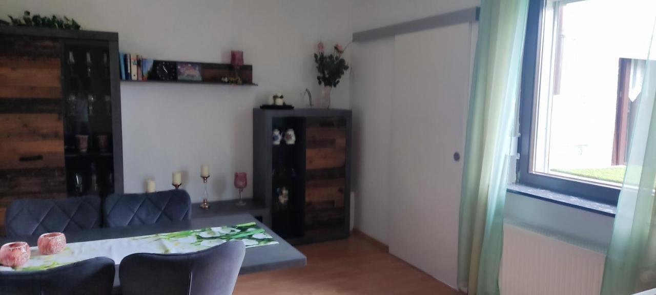 Schoene 3 Zi. Ferienwohnung Vor Den Toren Frankfurt Драйайх Екстер'єр фото